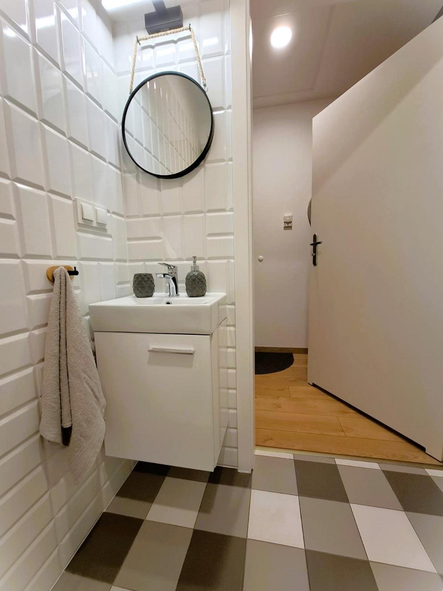 Apartament Na Grobli, Przy Kladce Zwierzynieckiej Wroclaw Luaran gambar